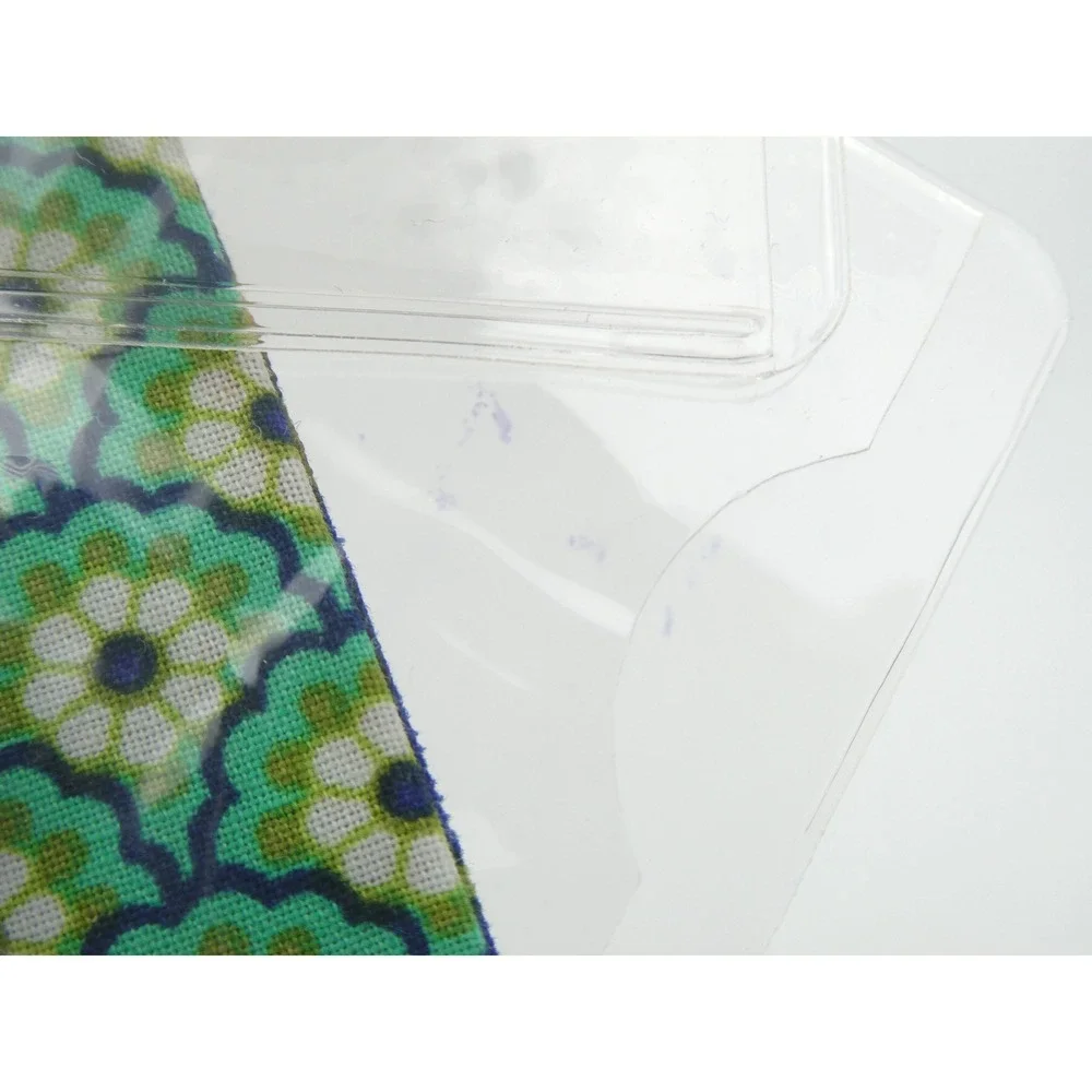 Vera Bradley Rhythm & Blue Card Picture ID Case